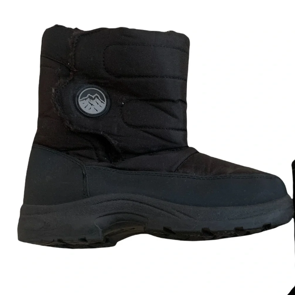 Black Snow Boots Youth Boys Size 4 Waterproof Big Boy Mountain Hike